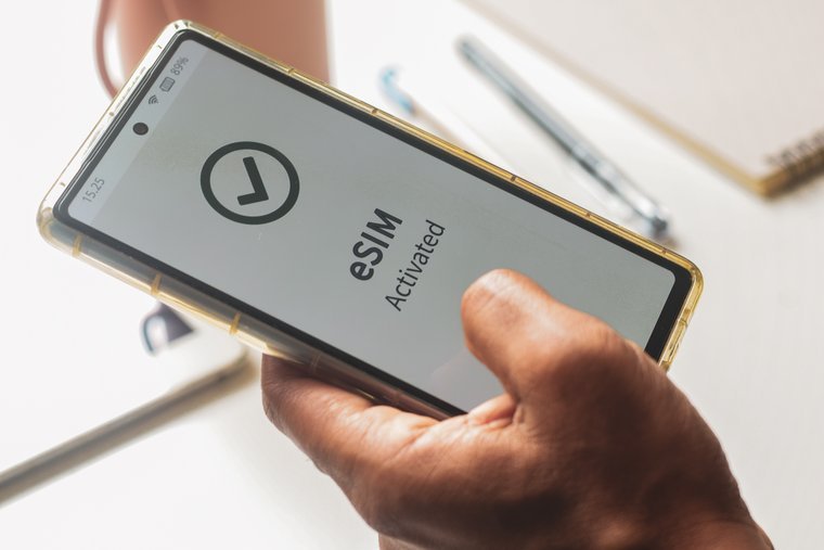 Some Practical Benefits of Switching to an eSIM for Everyday Use Some Practical Benefits of Switching to an eSIM for Everyday Use